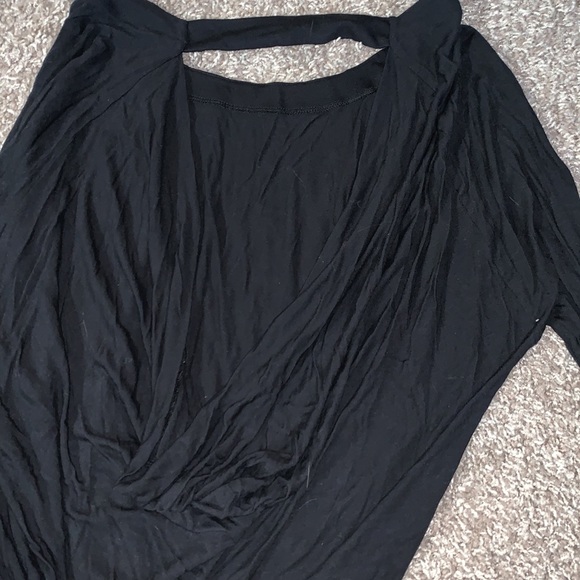 Open back top - Picture 2 of 3